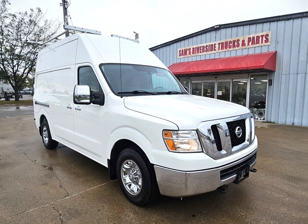 2016 Nissan NV Cargo SL