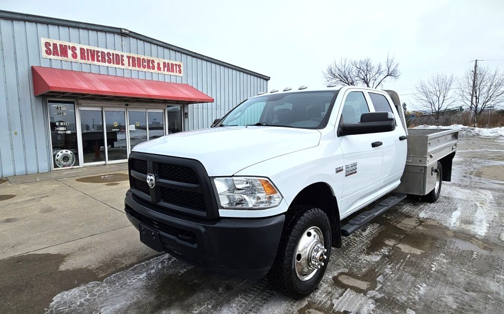 2018 RAM Ram 3500 Chassis Cab Tradesman's photo