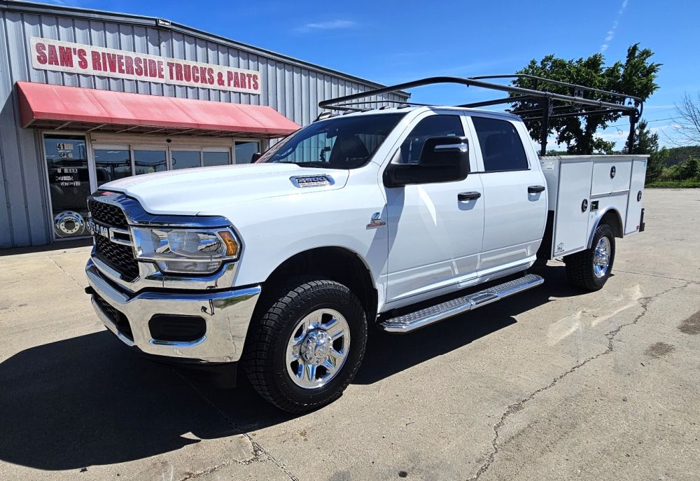 2023 RAM 2500 Tradesman 4X4 Crew Cab LWB's photo