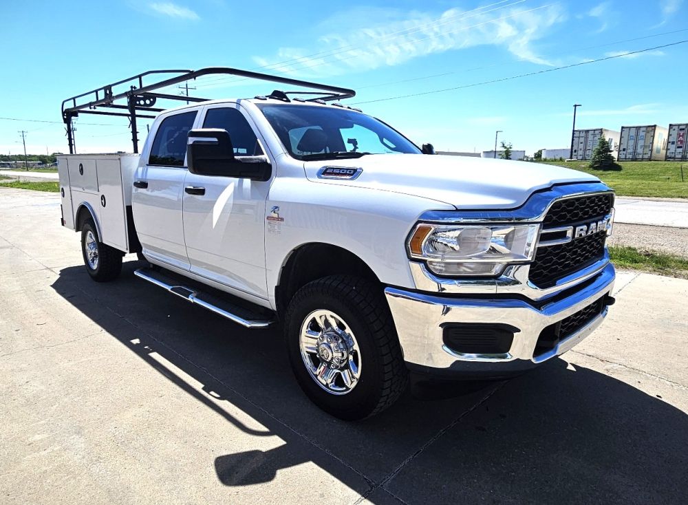 2023 RAM 2500 Tradesman 4X4 Crew Cab LWB's photo