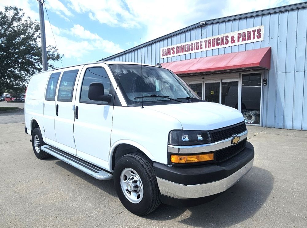 2023 Chevrolet Express Cargo