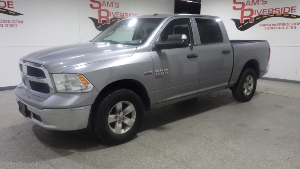 2019 RAM 1500 Classic Tradesman 4x4 Crew Cab 5'7's photo