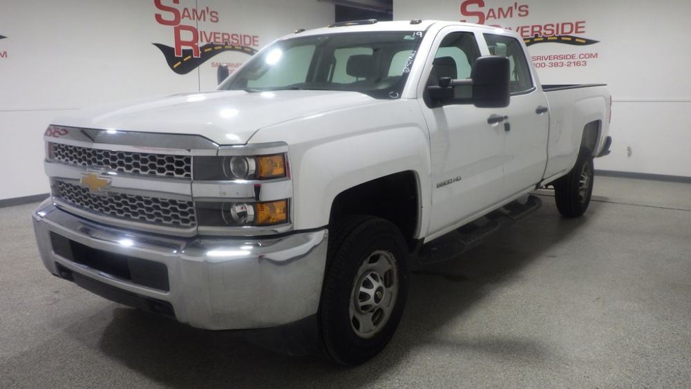 2019 Chevrolet Silverado HD Work Truck 4WD Crew Cab Long Box's photo