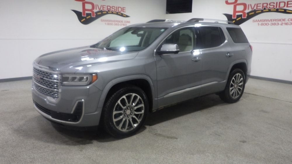 2023 GMC Acadia Denali AWD's photo