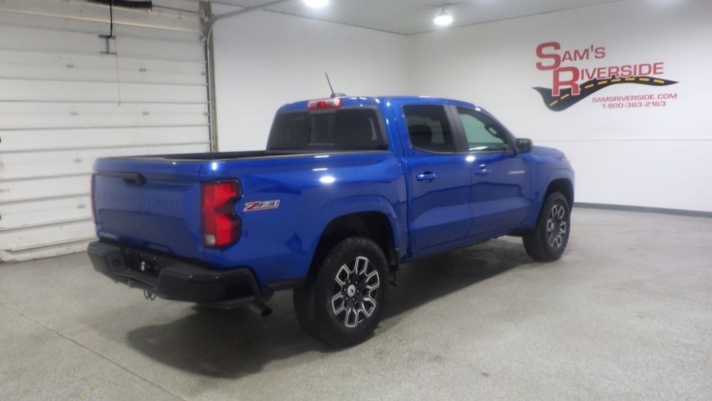 2023 Chevrolet Colorado Z71 - Photo 4