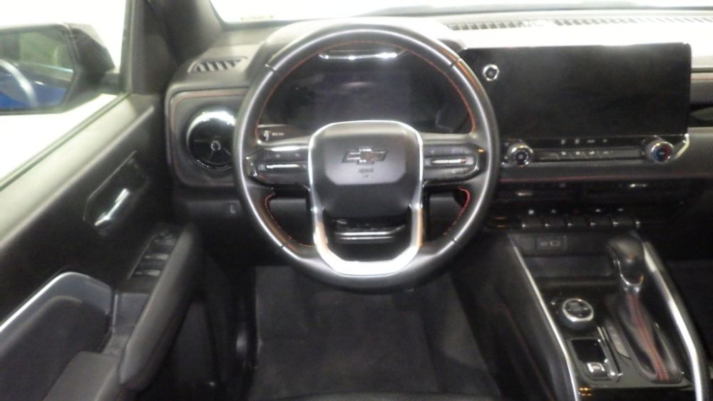 2023 Chevrolet Colorado Z71 - Photo 9