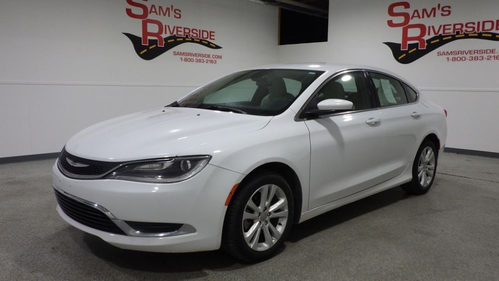 2016 Chrysler 200
