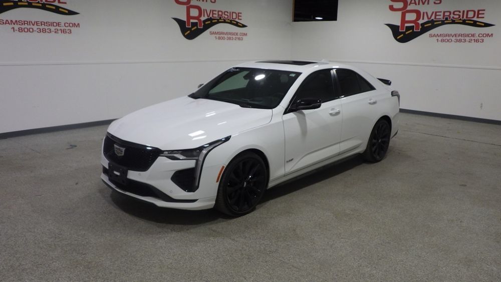 2024 Cadillac CT4