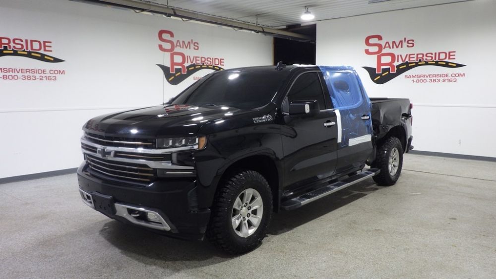 2019 Chevrolet Silverado 1500 High Country's photo