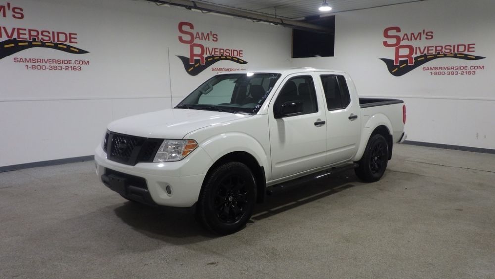 2021 Nissan Frontier SV's photo