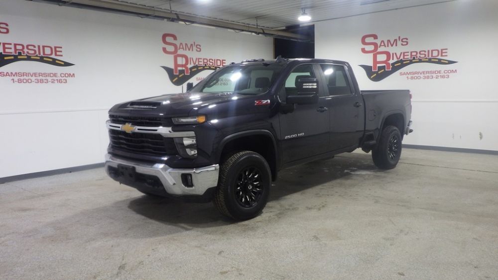 2024 Chevrolet Silverado 2500HD LT's photo