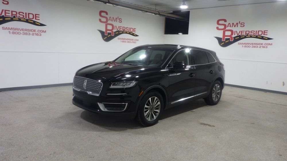 2019 Lincoln Nautilus Select