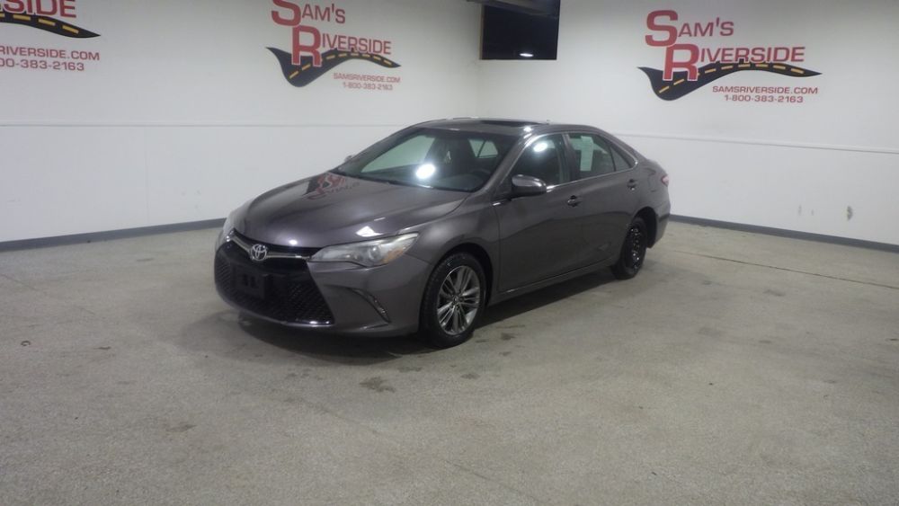 2017 Toyota Camry SE