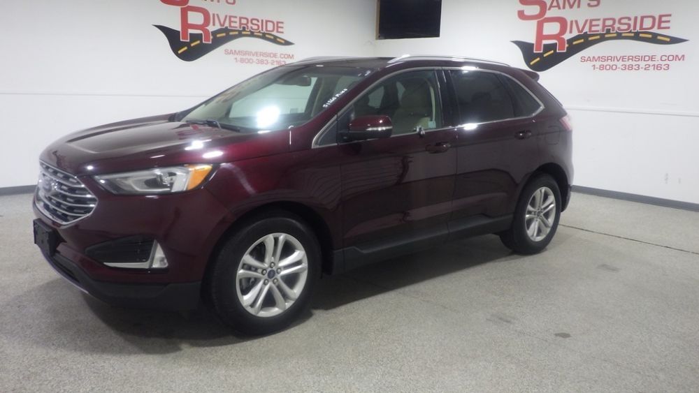 2019 Ford Edge SEL's photo